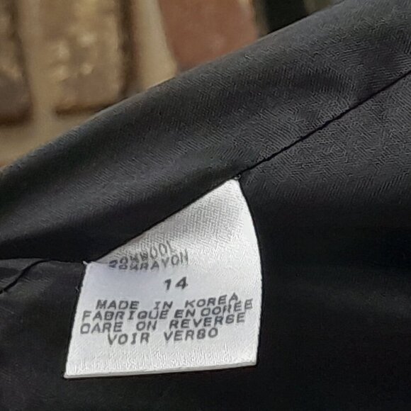 Tahari Long Coat - Picture 7 of 9